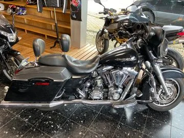 Harley-Davidson Street Glide (2007) — foto 1
