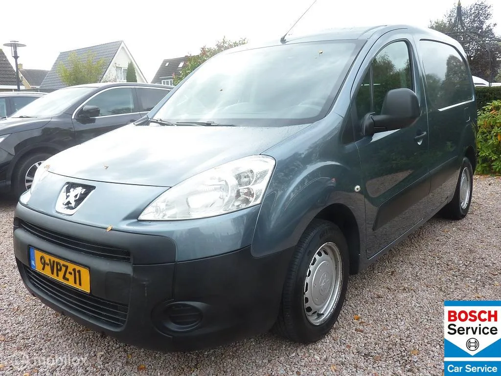 Peugeot Partner (2011) — foto 1