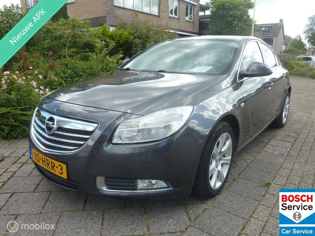 Opel Insignia (2009) — foto 1