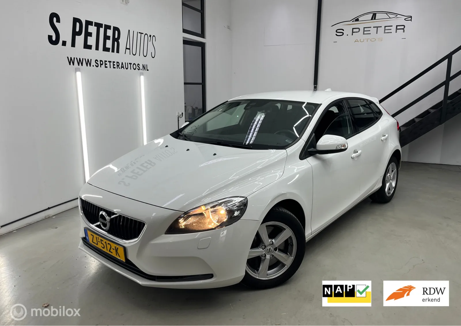 Volvo V40 (2018) — foto 1