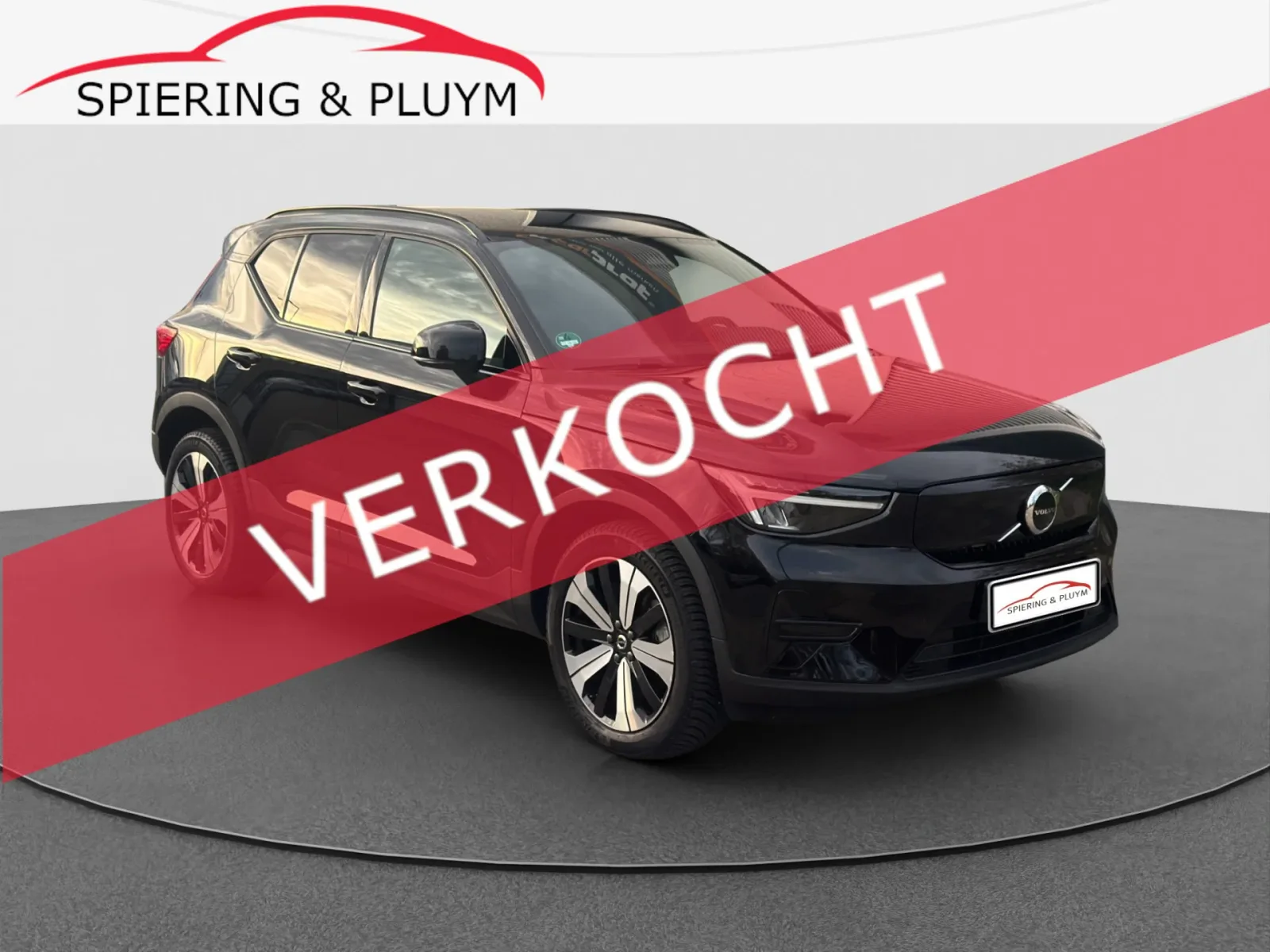 Volvo XC40 (2021) — foto 1