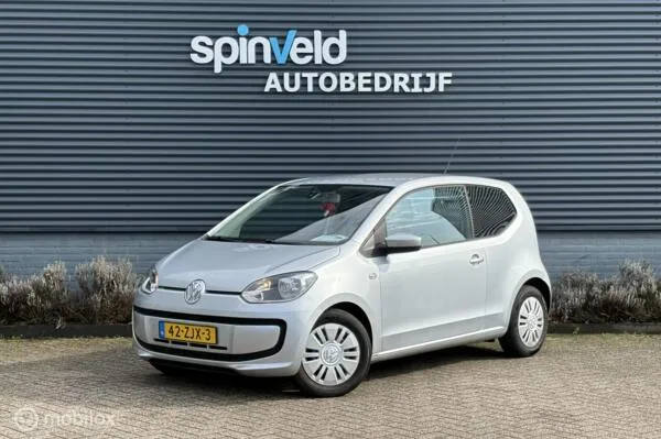 Volkswagen Up! (2013) — foto 1