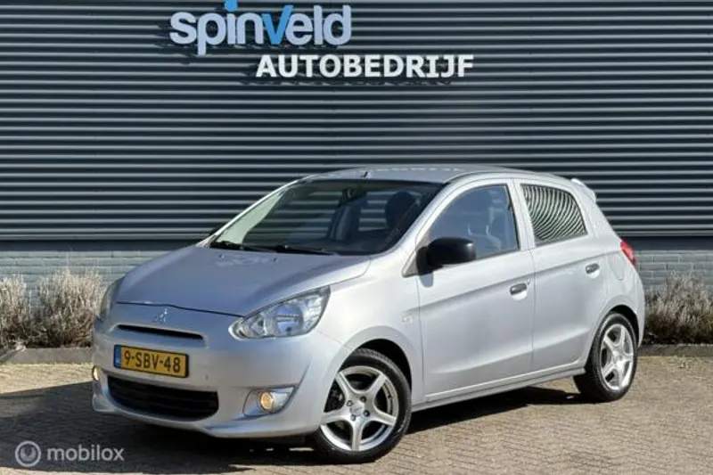 Mitsubishi Space (2013)