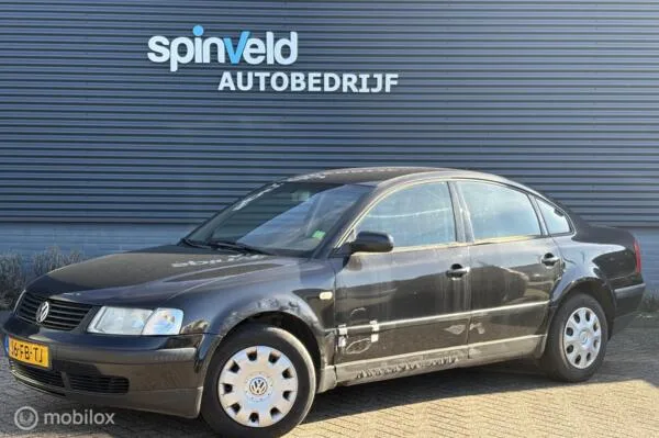 Volkswagen Passat (2000) — foto 1
