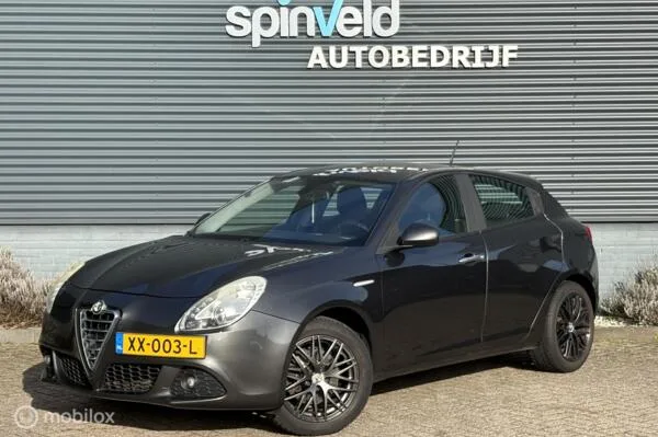 Alfa Romeo Giulietta (2013) — foto 1