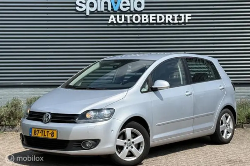 Volkswagen Golf (2012)