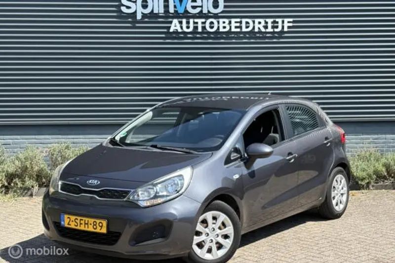 Kia Rio (2013)