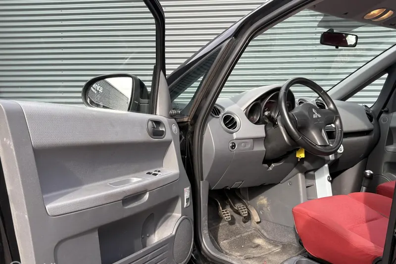 Mitsubishi Colt (2007)