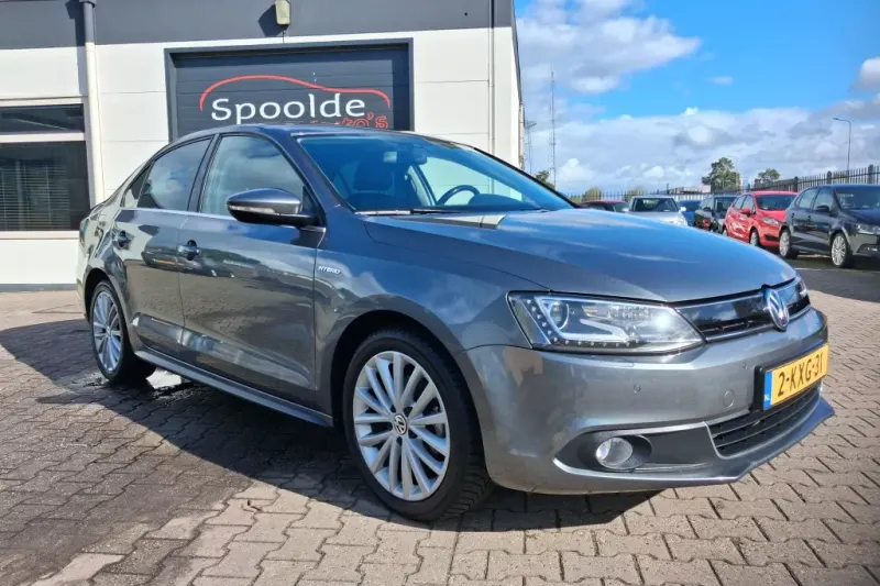Volkswagen Jetta (2013)