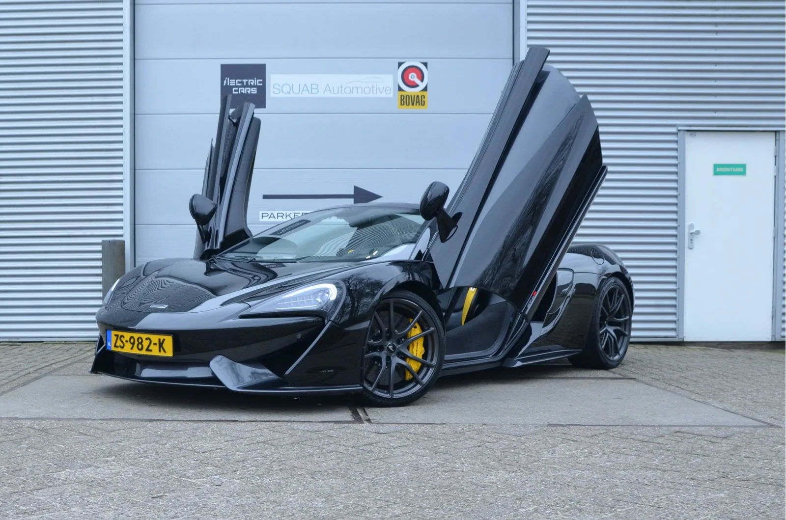 McLaren 570S Spider (2018) — foto 1