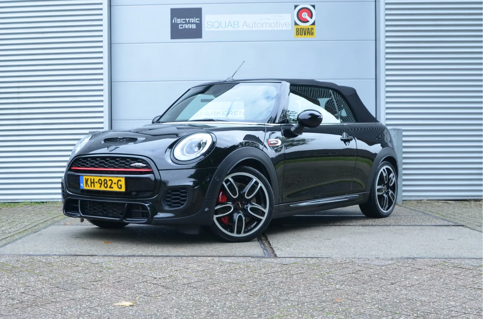 MINI Cabrio (2016) — foto 1