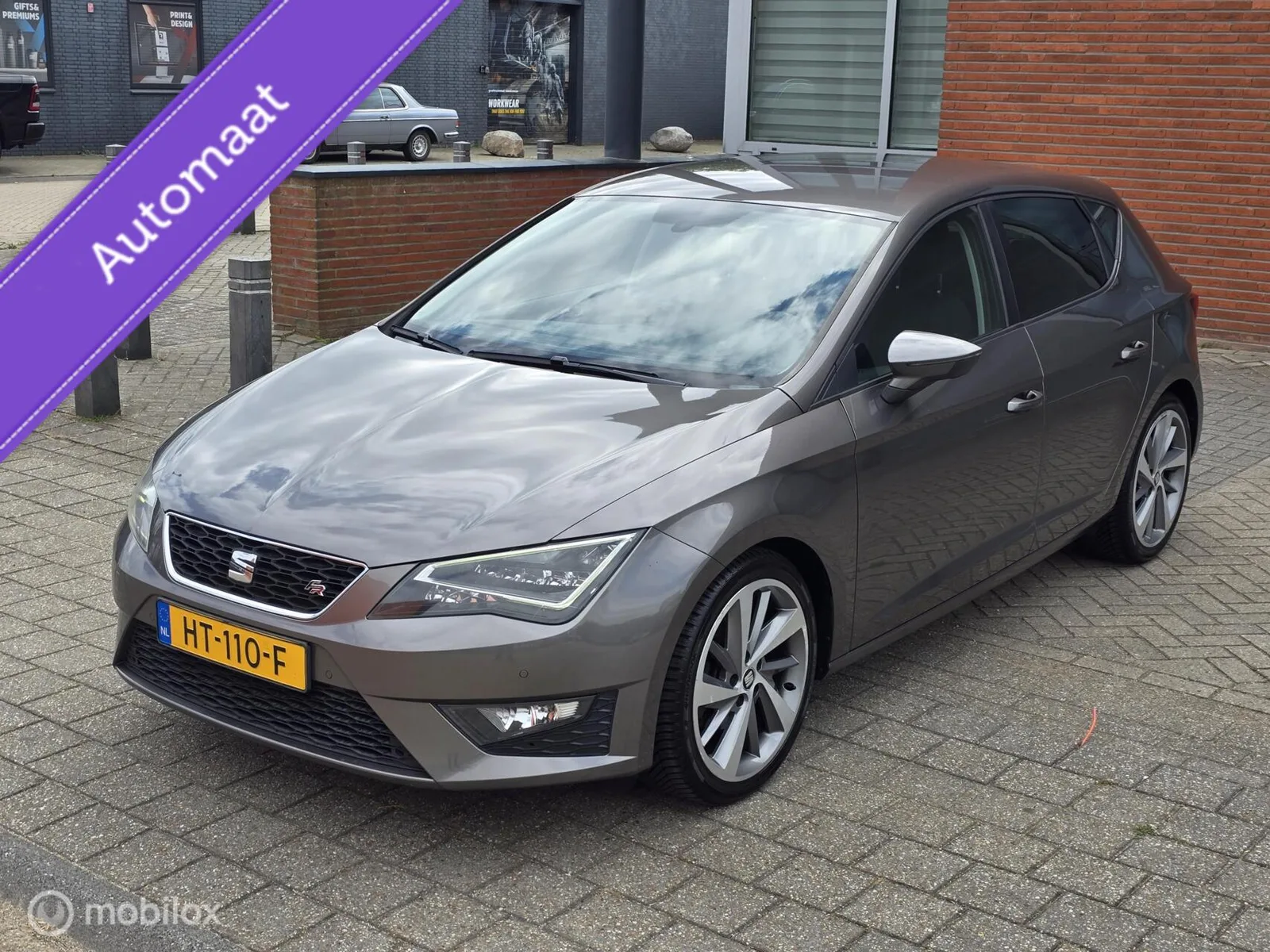 SEAT Leon (2016) — foto 1