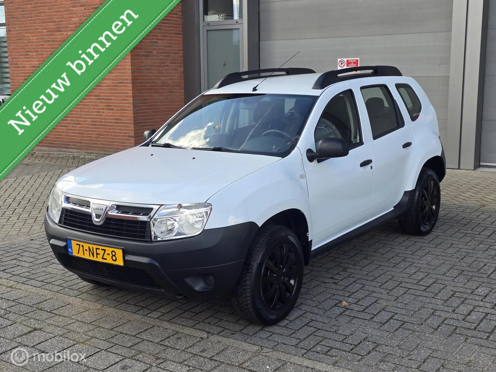 Dacia Duster (2010) — foto 1