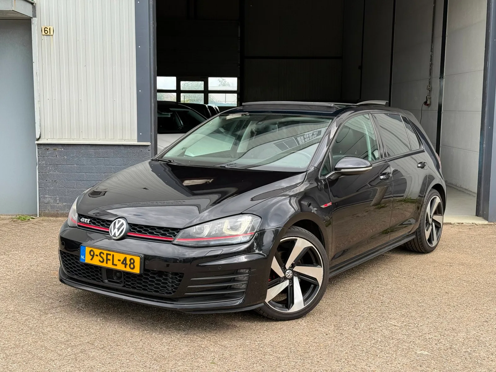 Volkswagen Golf (2013) — foto 1