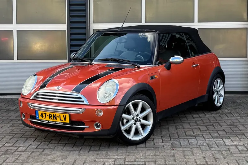 MINI Cabrio (2005)