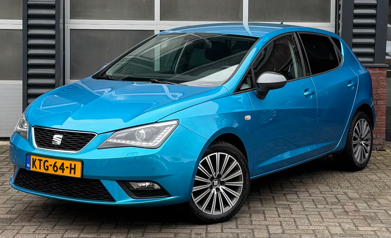 SEAT Ibiza (2016) — foto 1