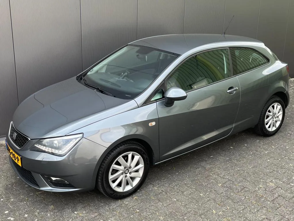 SEAT Ibiza (2012) — foto 1
