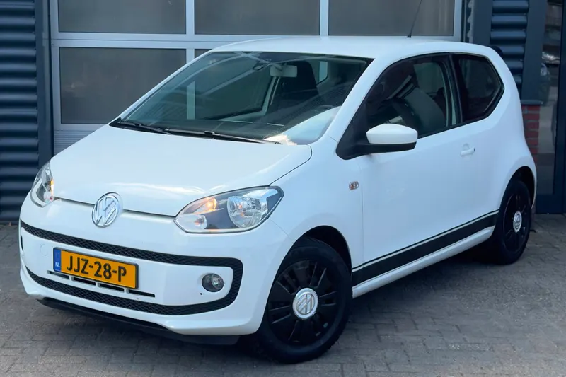 Volkswagen Up! (2016)