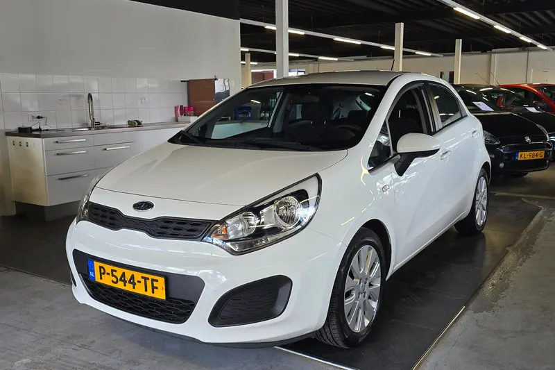 Kia Rio (2012)