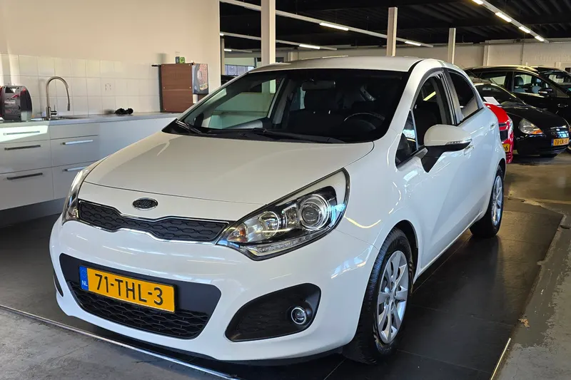 Kia Rio (2012)