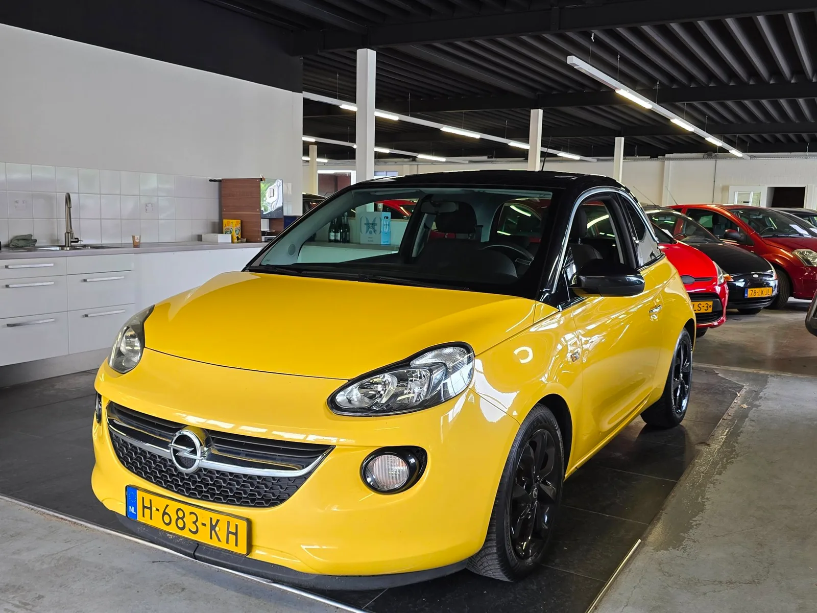 Opel Adam (2013) — foto 1
