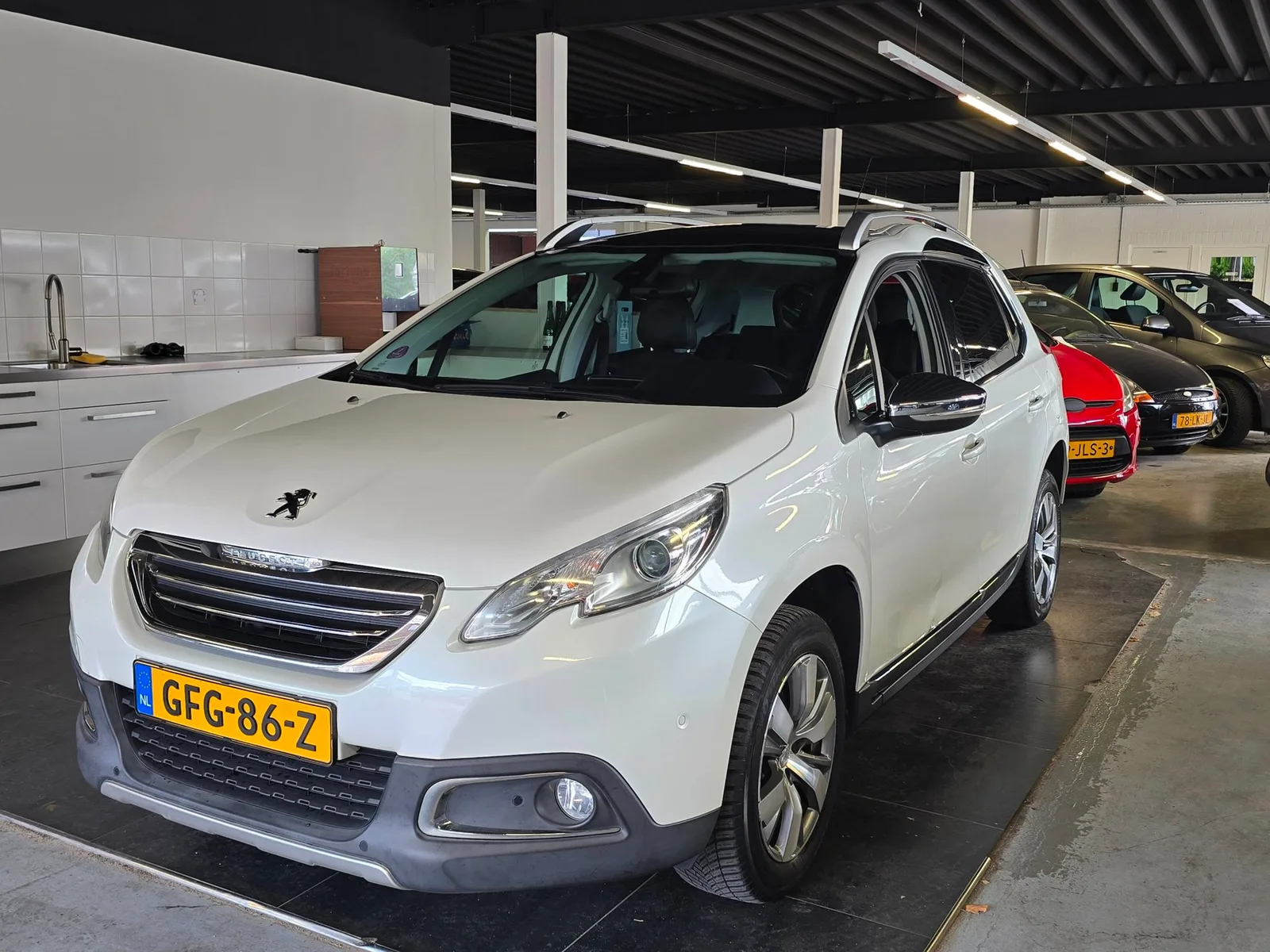 Peugeot 2008 (2016) — foto 1