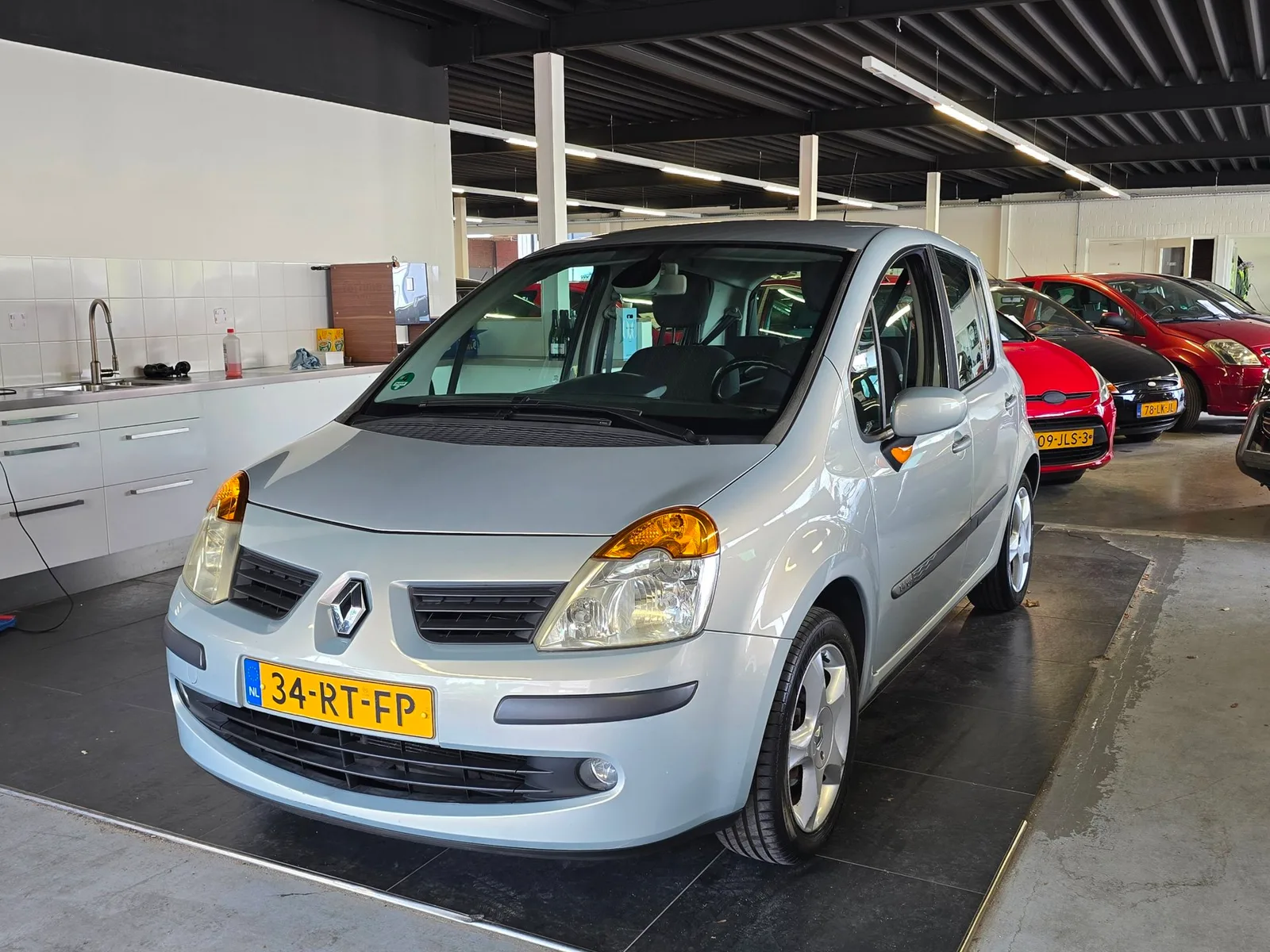 Renault Modus (2005) — foto 1