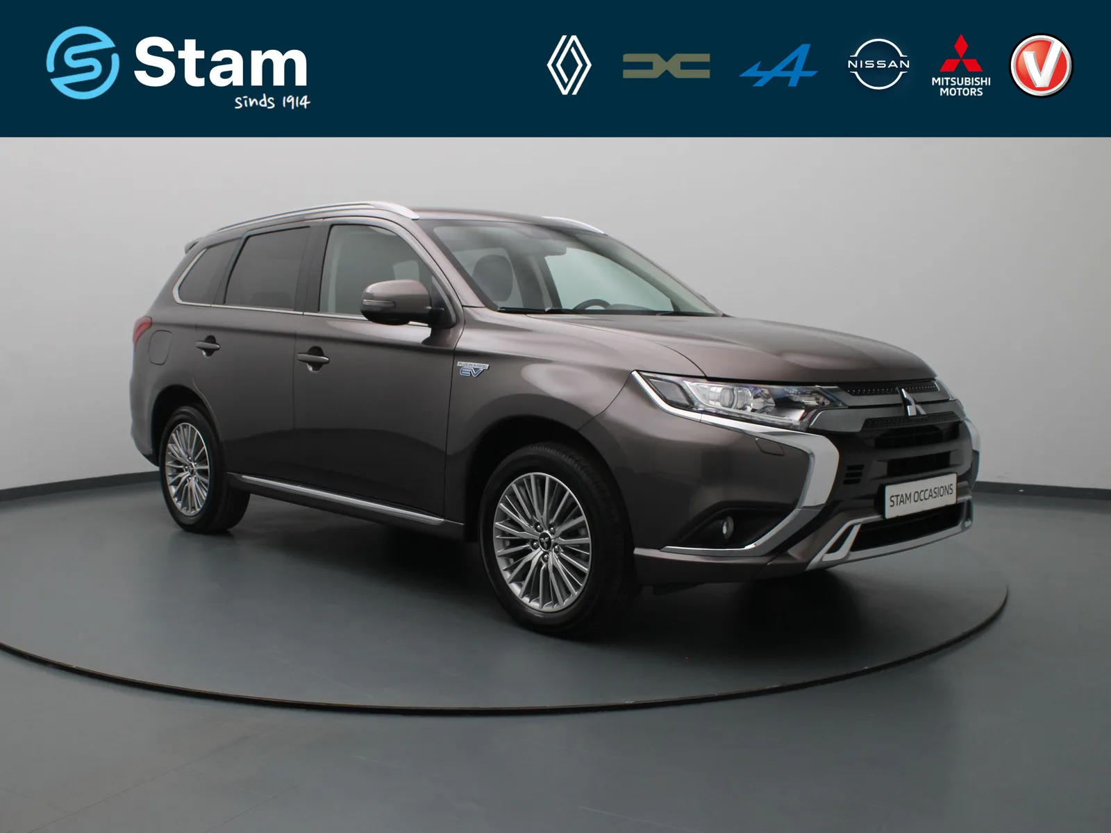 Mitsubishi Outlander (2021) — foto 1