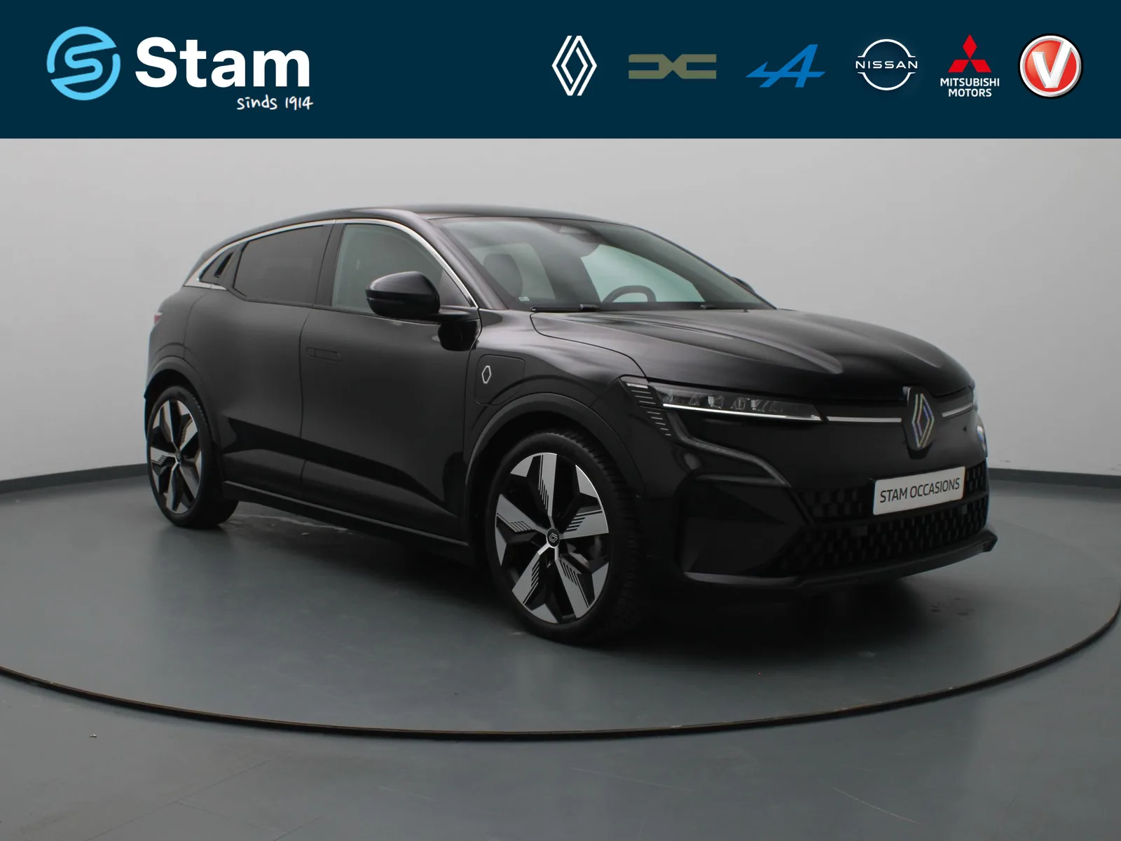 Renault Mégane E-Tech (2023) — foto 1