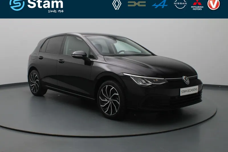 Volkswagen Golf (2023)
