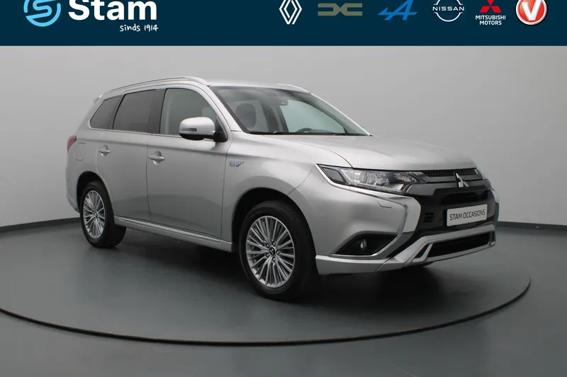 Mitsubishi Outlander (2021)