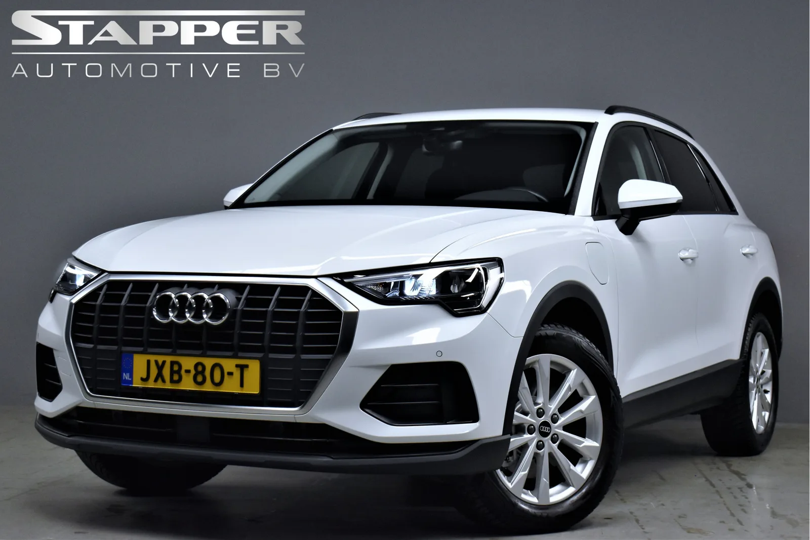 Audi Q3 (2021) — foto 1