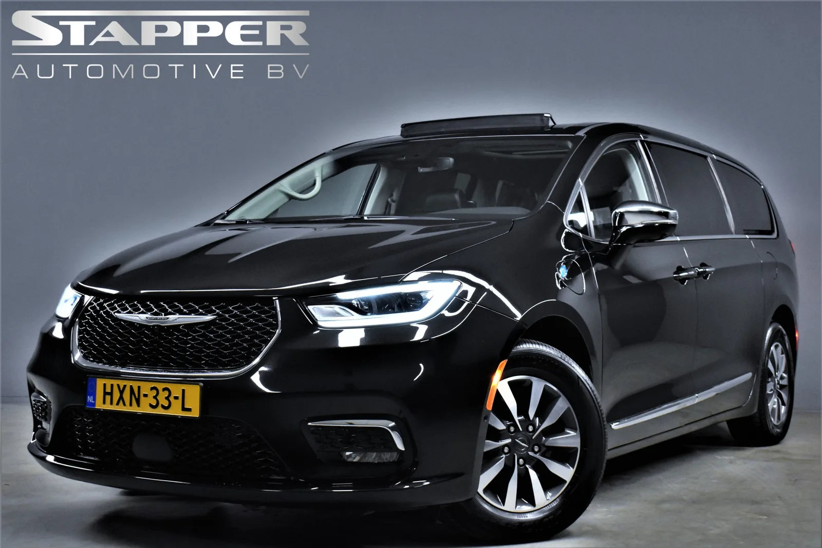 Chrysler Pacifica (2022) — foto 1