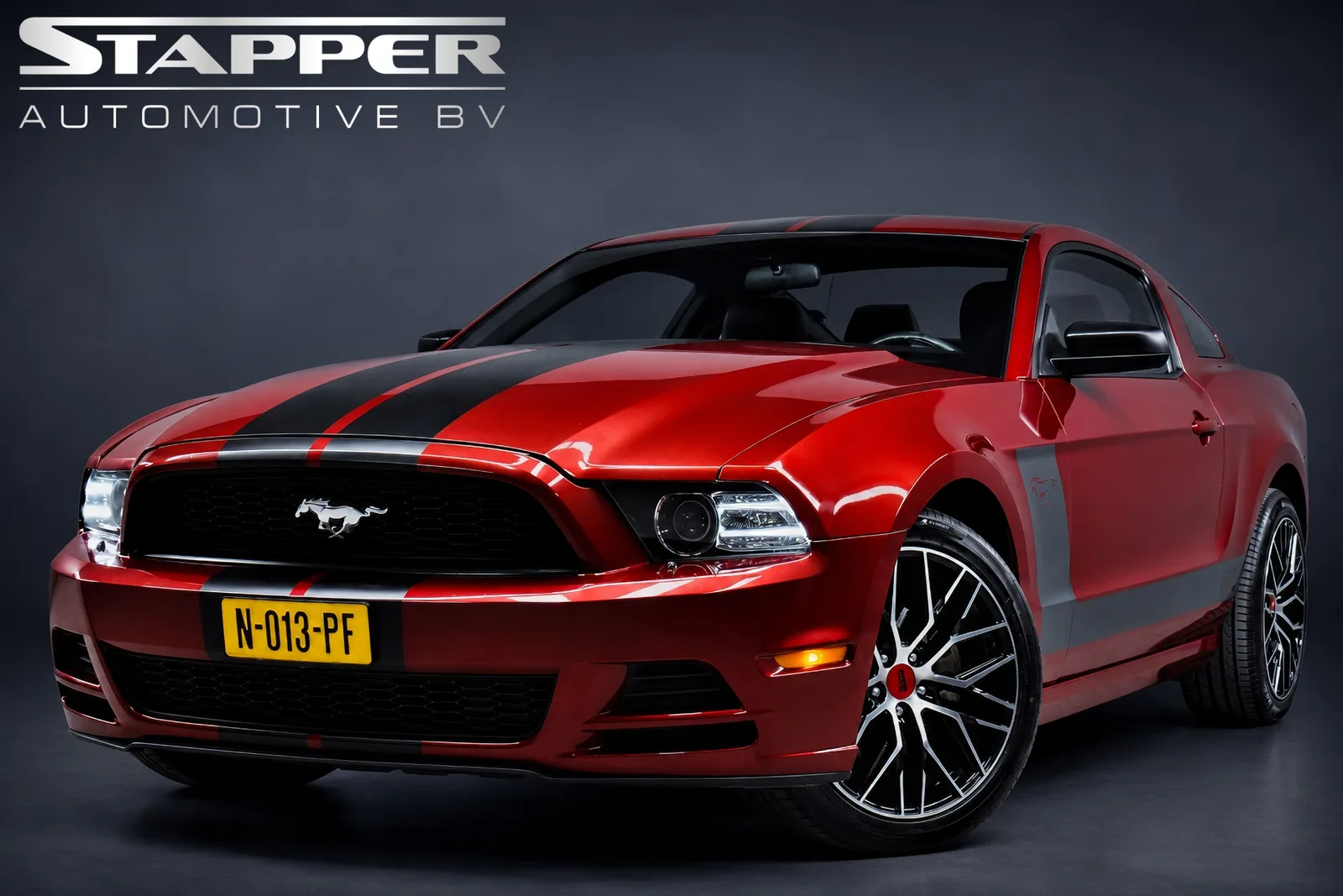 Ford Mustang (2014) — foto 1
