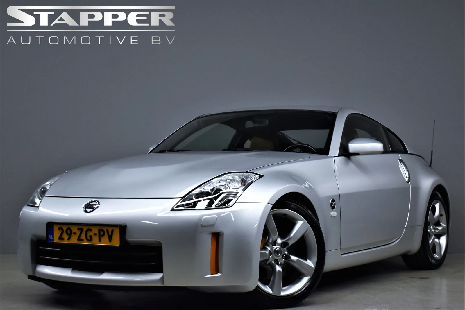 Nissan 350Z (2008) — foto 1