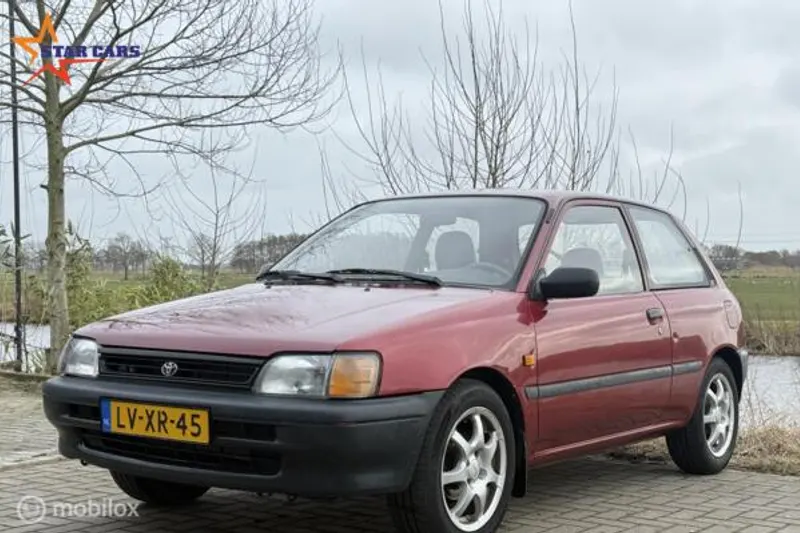 Toyota Starlet (1995)