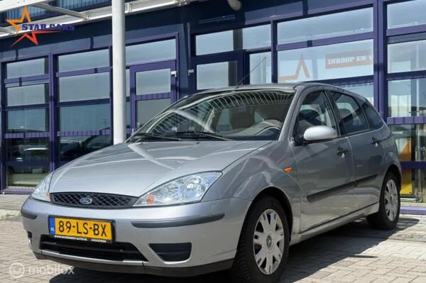 Ford Focus (2003) — foto 1