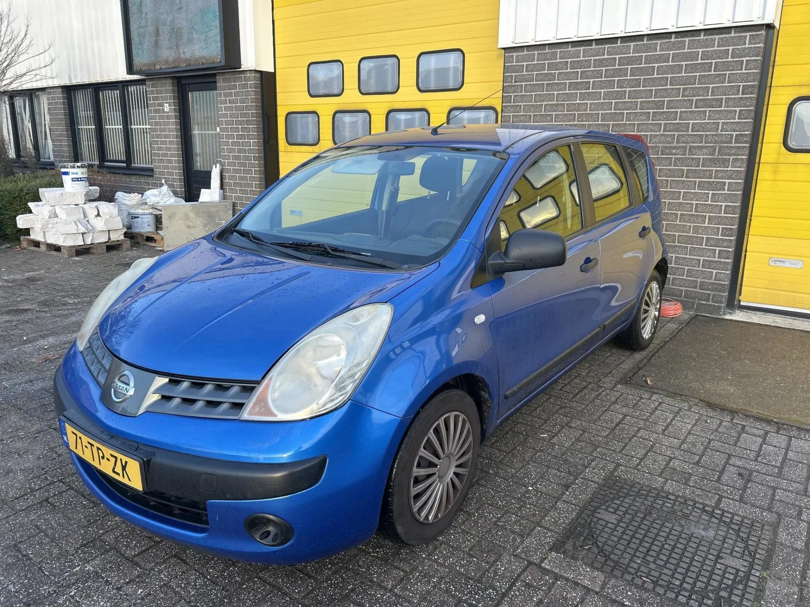 Nissan Note (2007) — foto 1