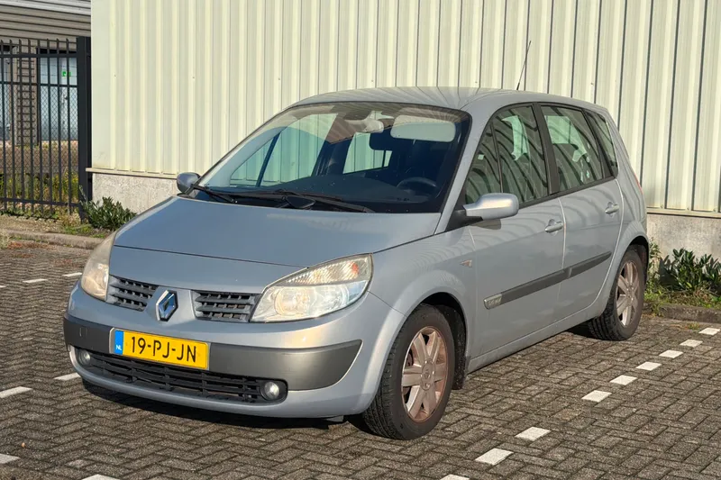 Renault Scénic (2004)