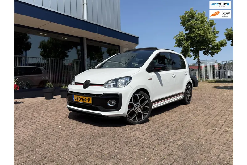 Volkswagen Up! (2019)