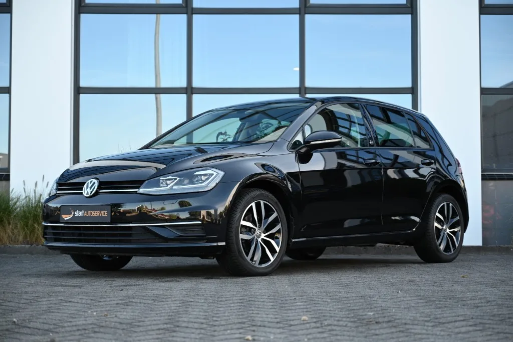 Volkswagen Golf (2017) — foto 1