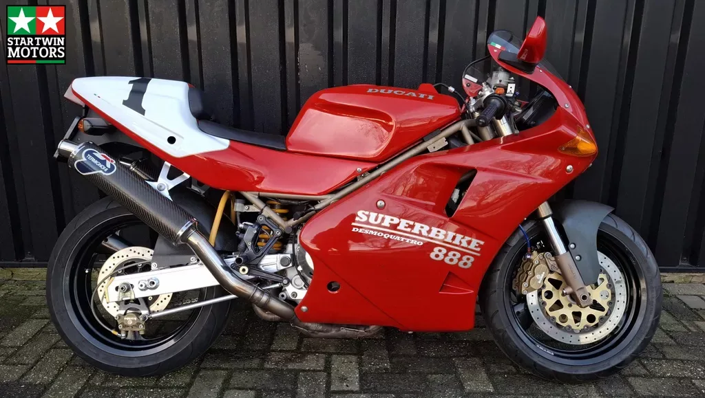 Ducati 888 SP5 (1993) — foto 1