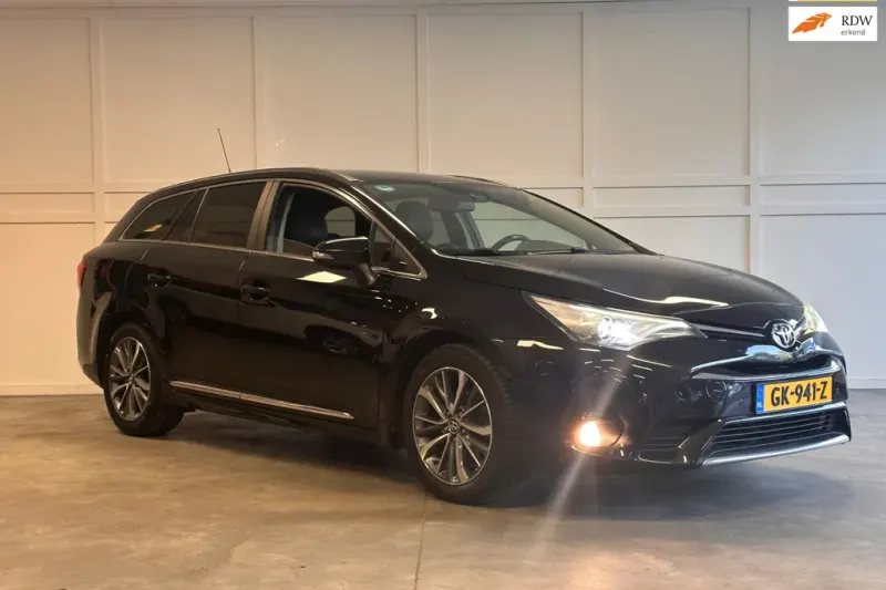 Toyota Avensis (2015)