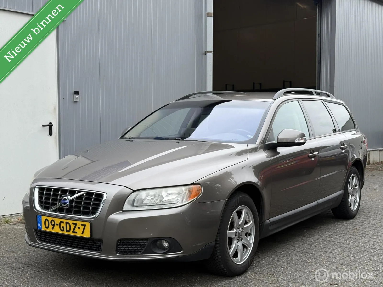 Volvo V70 (2008) — foto 1