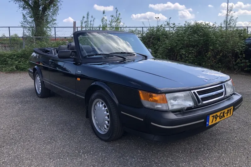 Saab 900 (1992)