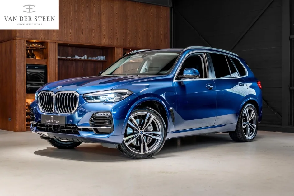 BMW X5 (2021) — foto 1
