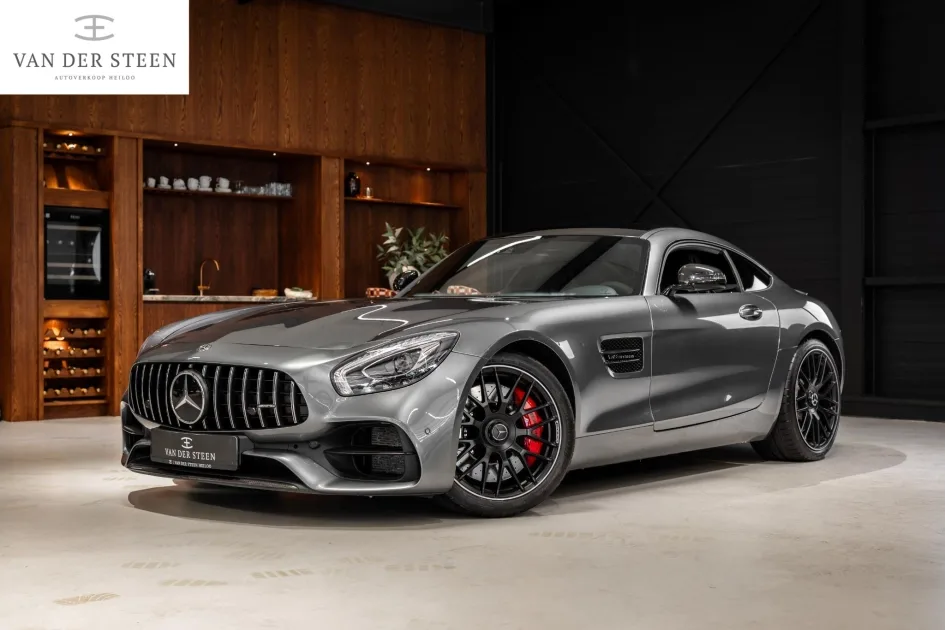 Mercedes-Benz AMG GT (2017) — foto 1