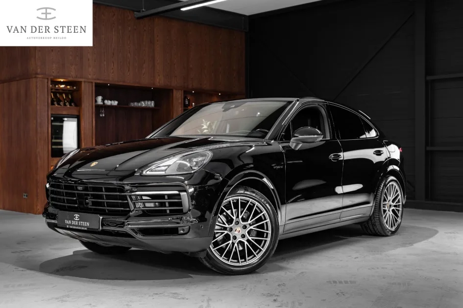 Porsche Cayenne (2023) — foto 1