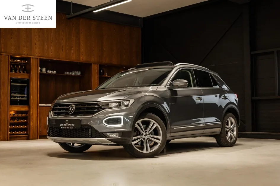 Volkswagen T-Roc (2021) — foto 1