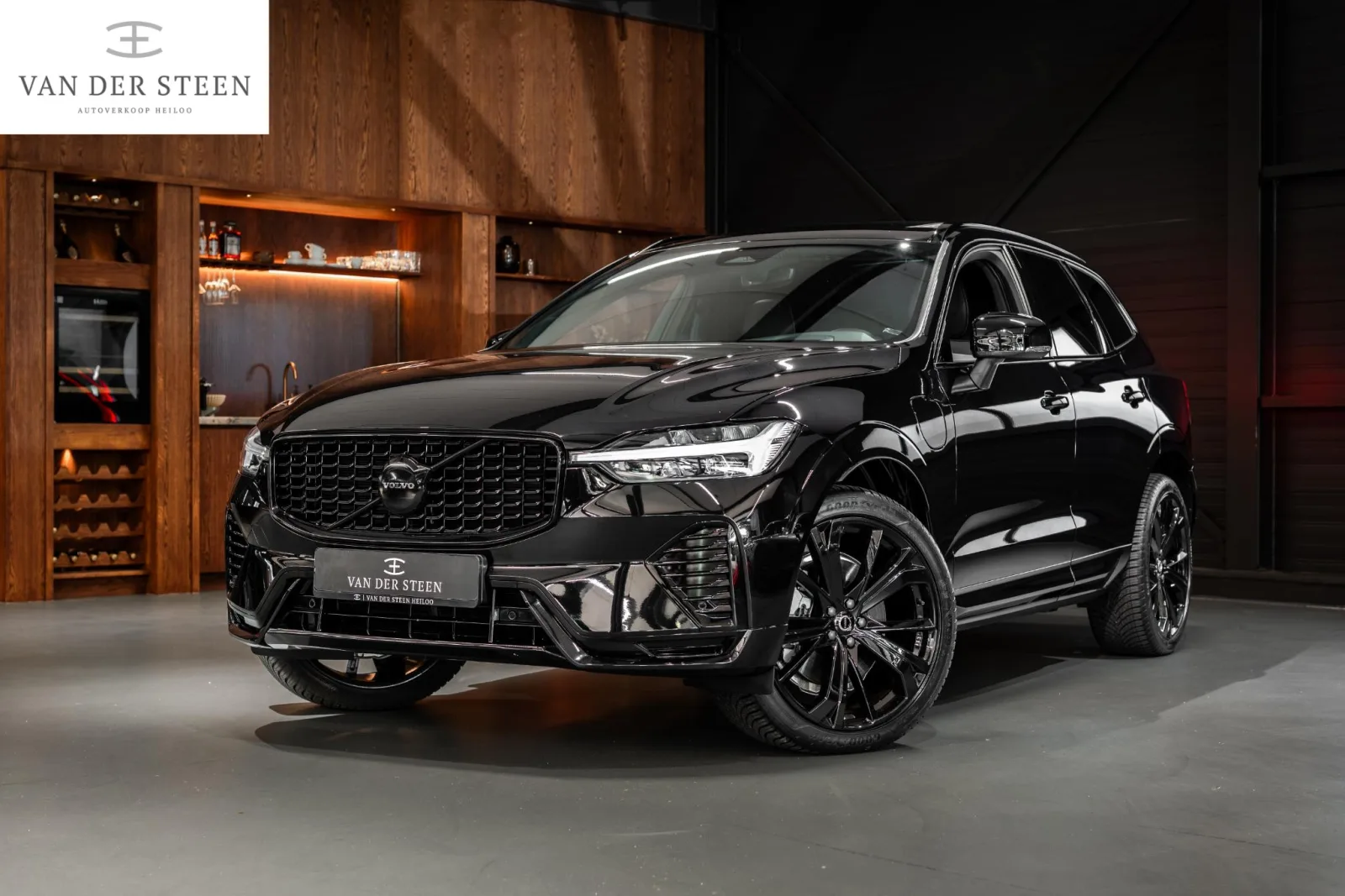 Volvo XC60 (2024) — foto 1